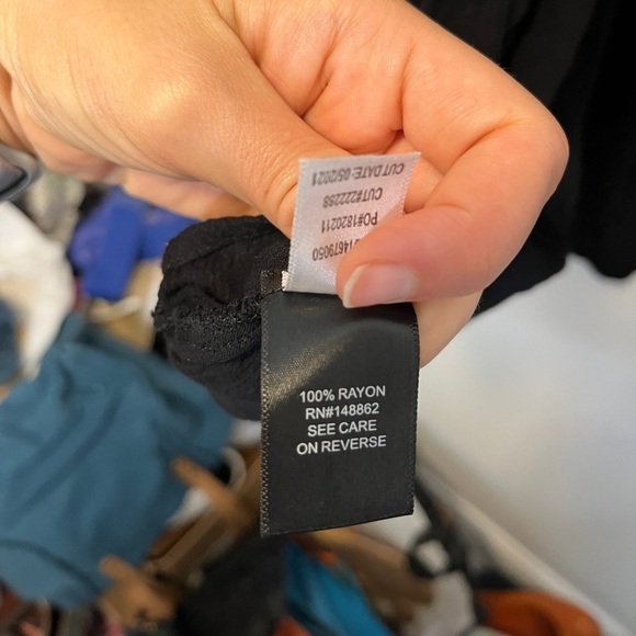 Torrid Halter Neck Key Hole Back Tank Top - Picture 8 of 9